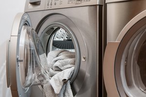 LAUNDRY AND DRY CLEANING